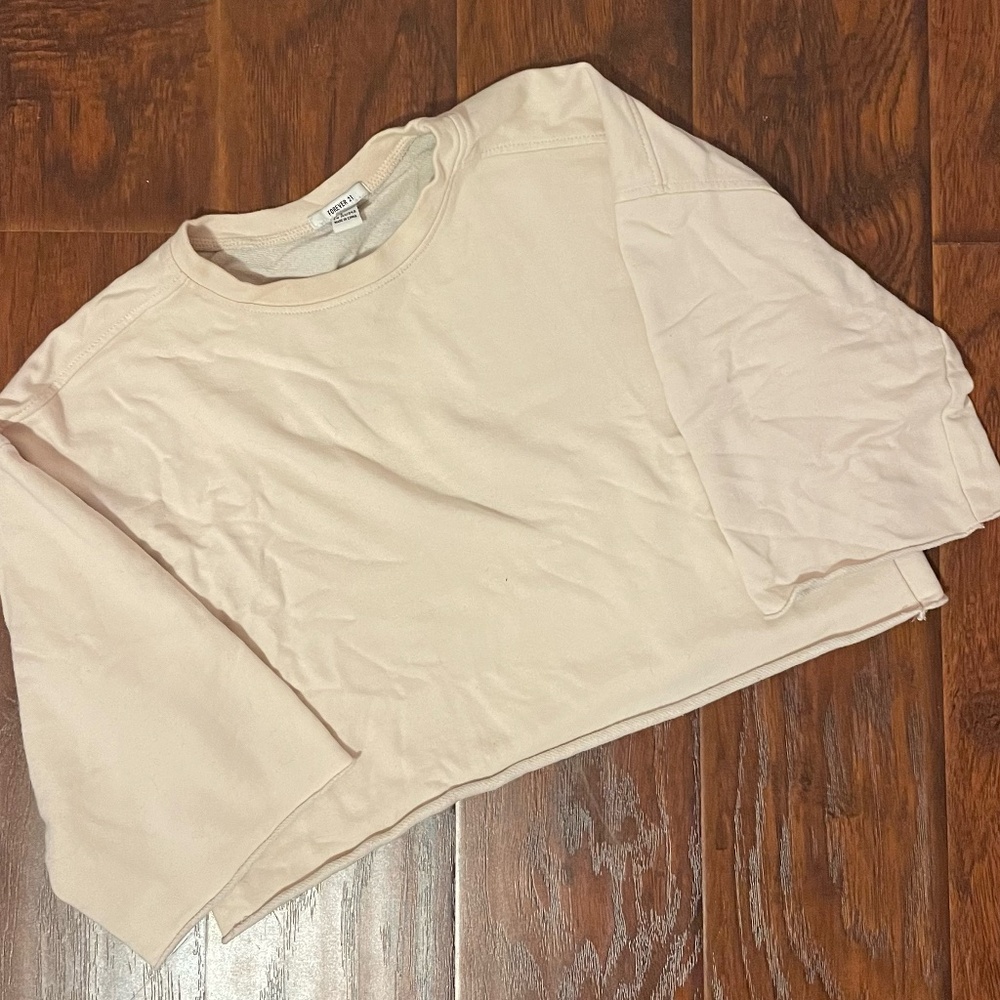 Forever 21 Cropped Sweatshirt